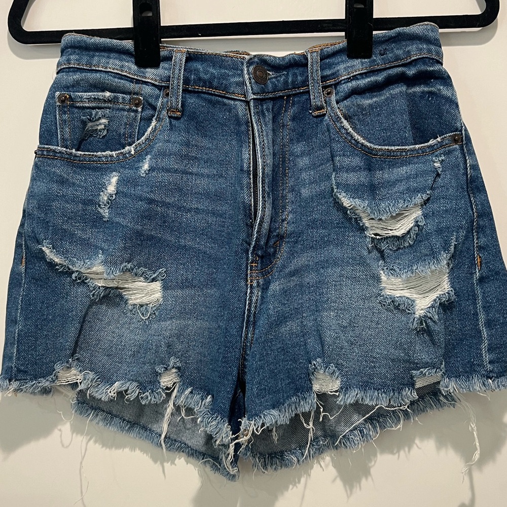 Abercrombie Curve love high rise Abercrombie and fitch short